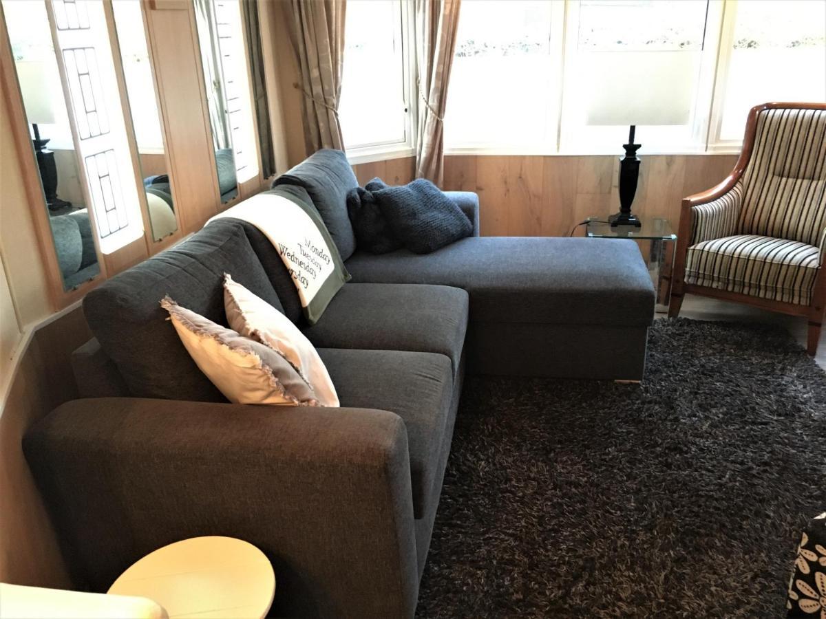 Prachtige Luxe Chalet Op De Veluwe Nabij Hoenderloo Exterior foto